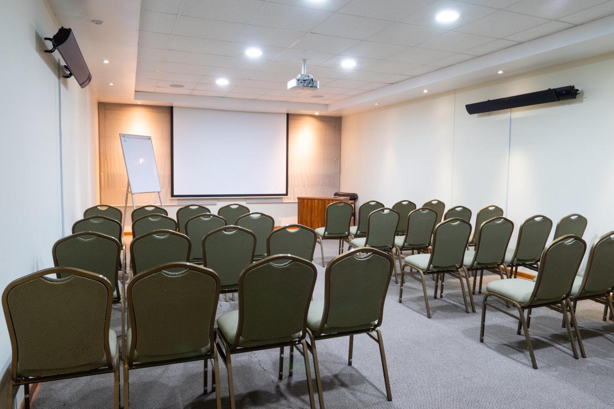 Lp Los Portales Hotel Тарма Екстер'єр фото