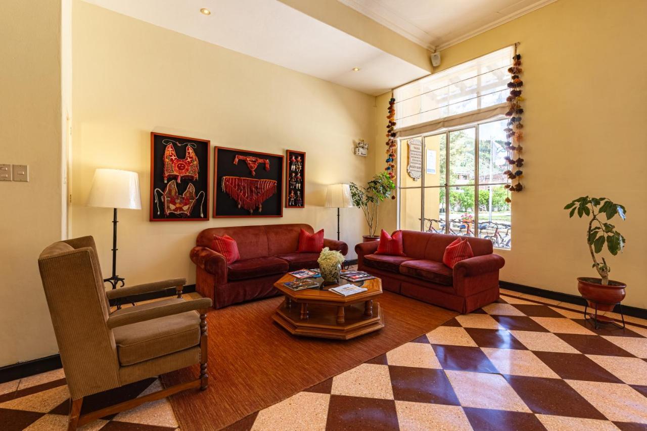 Lp Los Portales Hotel Тарма Екстер'єр фото
